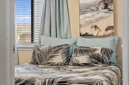 Endless Summer! Sleeps 7! Golf Cart Available!