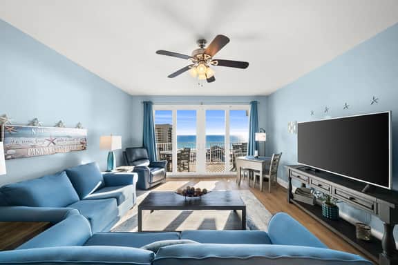 Dolphin Views! Laketown Wharf - 7th Floor!